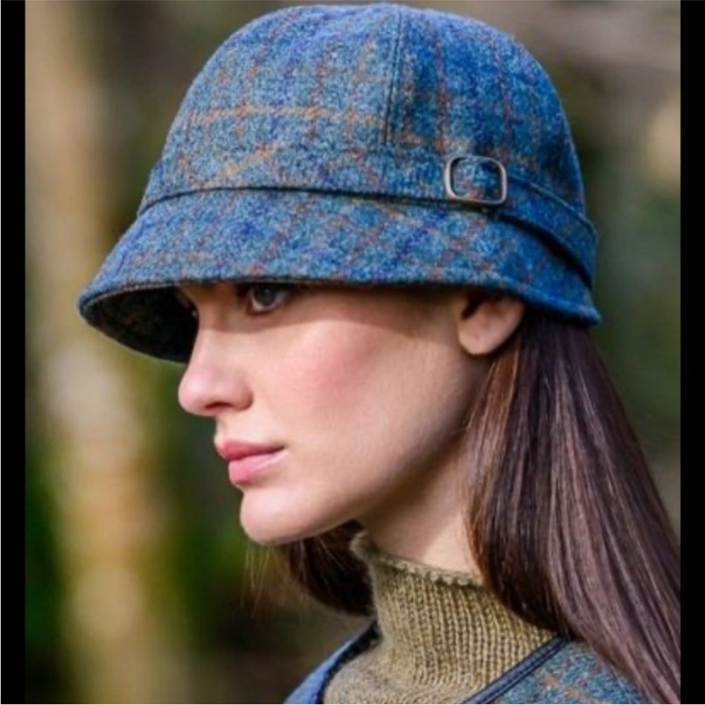 MUCROS WEAVERS Jaunty Women’s Flapper Cloche Hat Irish Wool Grayish Green Tweed - Picture 2 of 13